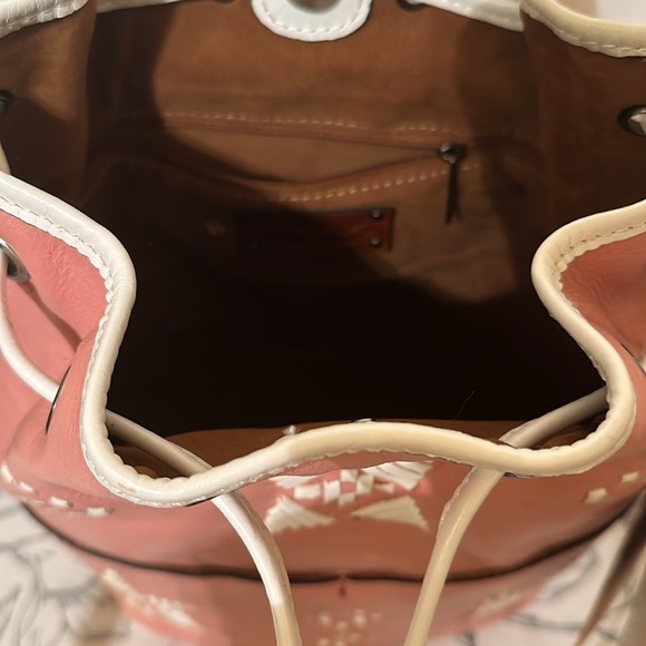 Handbag - Picture 5 of 6